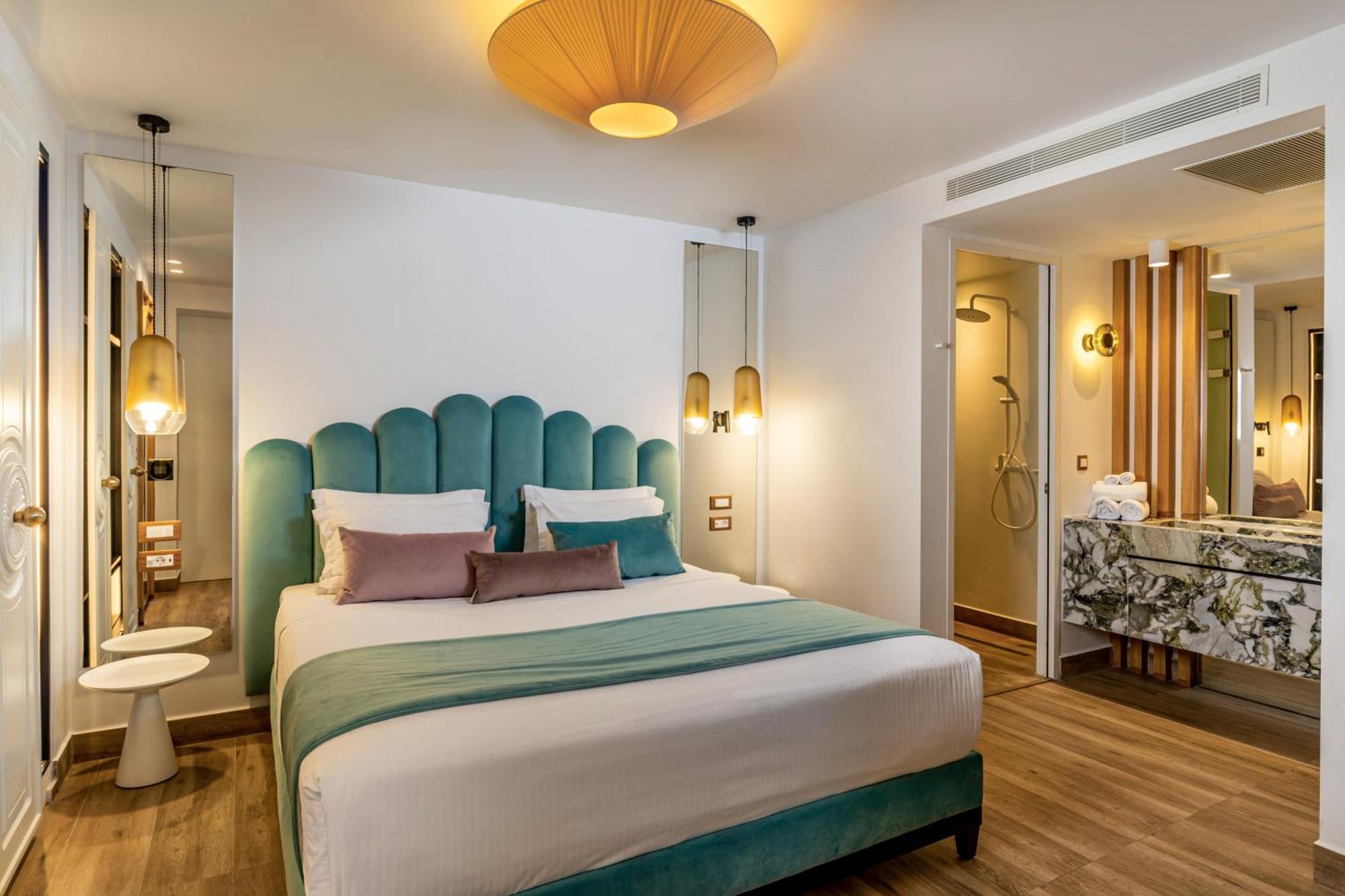 Cresanto Luxury Ξενοδοχείο