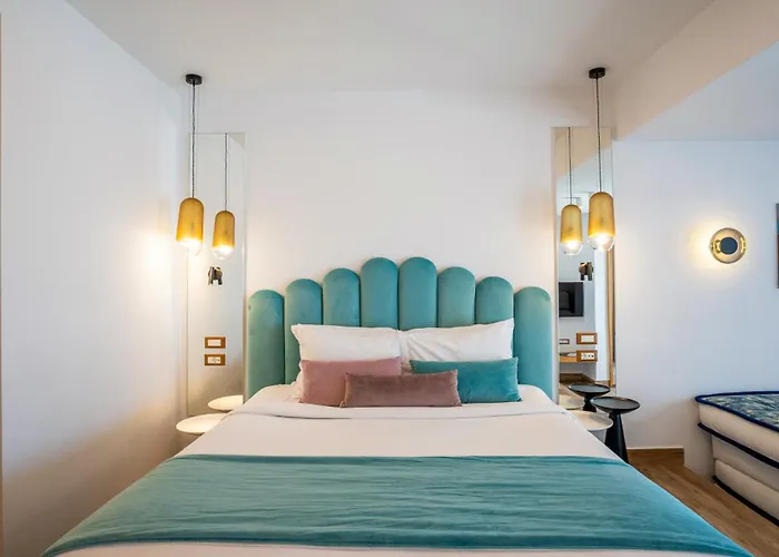 Cresanto Luxury Suites